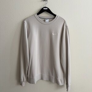 Nike Men's Grey Crewneck Sweater